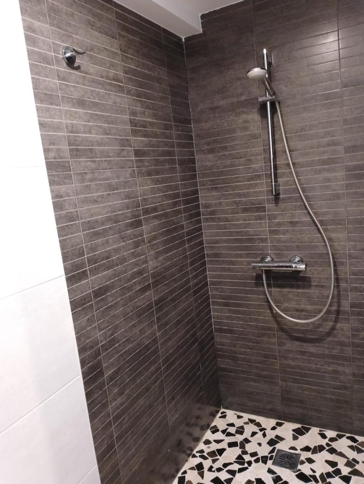 Habitacion Cerca Centro D Madrid Apartman Kültér fotó